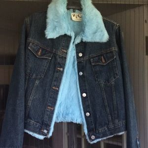 Talk of the Walk Vintage 90’s Denim Jean Jacket